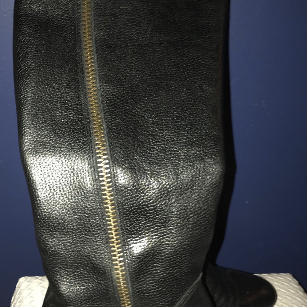 High Boot - Picture 2 of 8